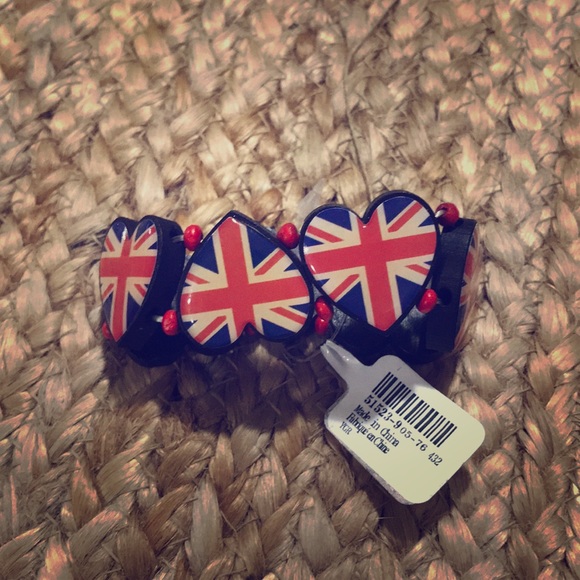 Claire's Jewelry - Love the UK bracelet NWT